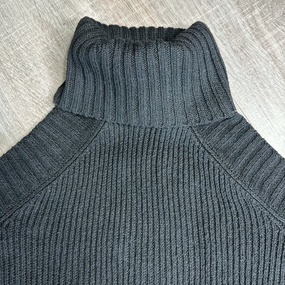 J.O.A. Black Chunky Ribbed Cold Shoulder Long Sleeve Turtleneck Sweater Women’s - Picture 4 of 9